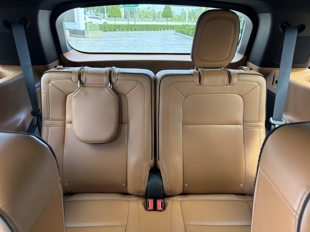 Used 2020 Lincoln Aviator Black Label w/ Dynamic Handling Package AWD/4WD image 25