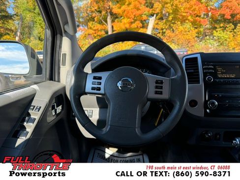 Used 2014 Nissan Frontier SV AWD/4WD image 24