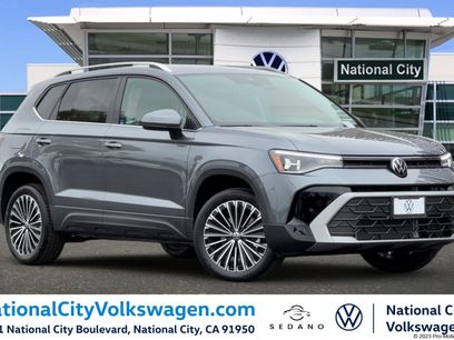 New 2025 Volkswagen Taos SE
