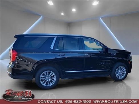 Used 2024 GMC Yukon SLT image 6