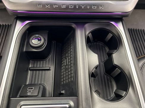 Used 2025 Ford Expedition Tremor AWD/4WD image 62
