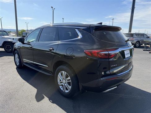 Used 2018 Buick Enclave Essence w/ LPO, Hit The Road Package AWD/4WD image 6