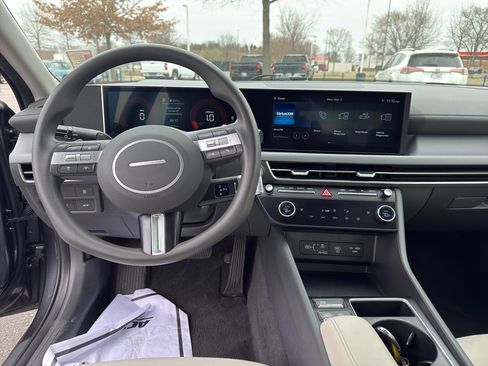 Used 2025 Hyundai Sonata SEL image 24