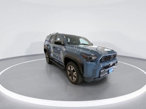 Certified 2025 Toyota 4Runner TRD Off-Road image 3