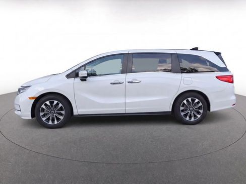 Used 2023 Honda Odyssey EX-L image 4