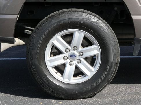 Used 2022 Ford F150 XLT image 19