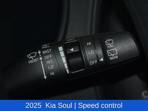 Used 2025 Kia Soul LX FWD image 12