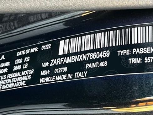 Used 2022 Alfa Romeo Giulia Veloce image 26