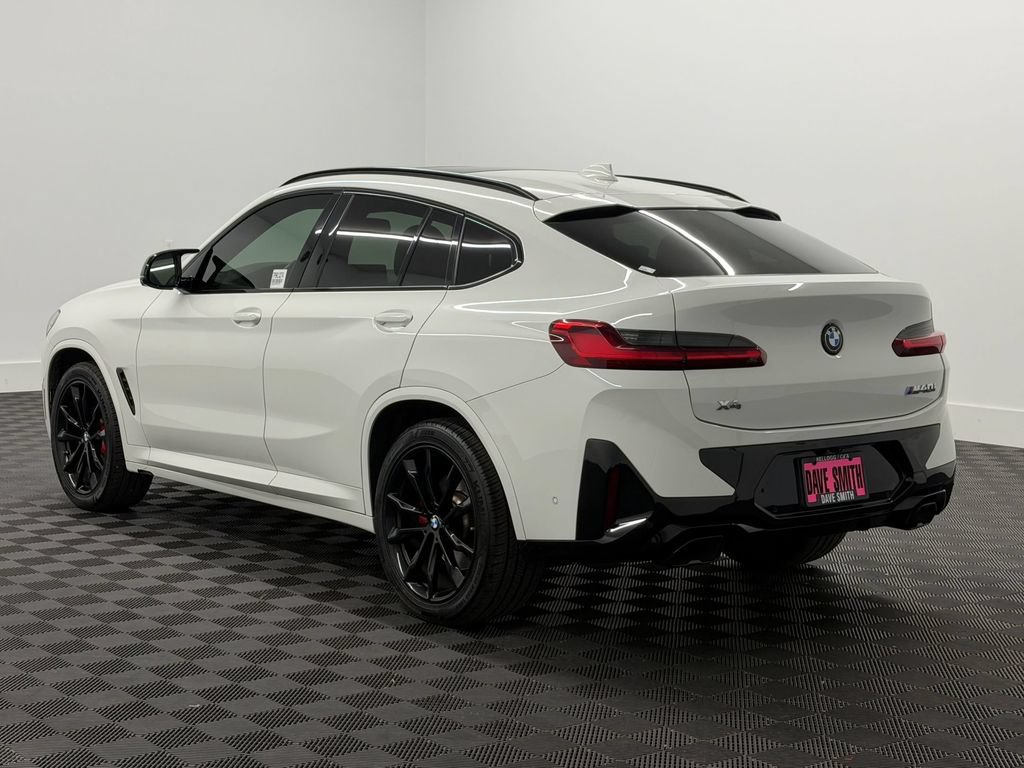 Used 2023 BMW X4 M40i AWD/4WD image 3