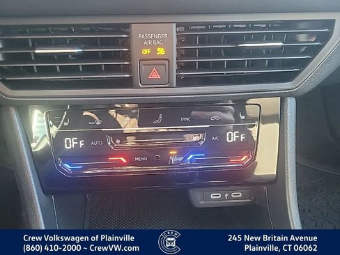 Certified 2025 Volkswagen Jetta Sport image 8