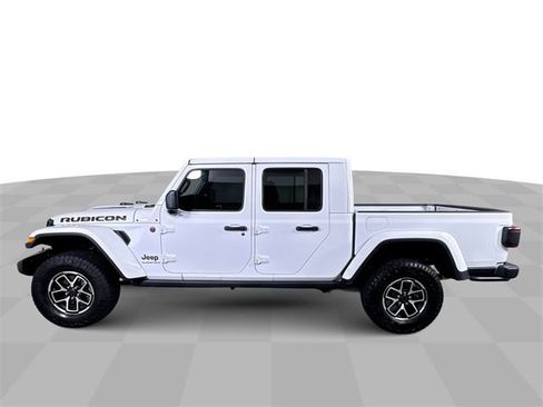Used 2025 Jeep Gladiator Rubicon w/ Convenience Group image 5