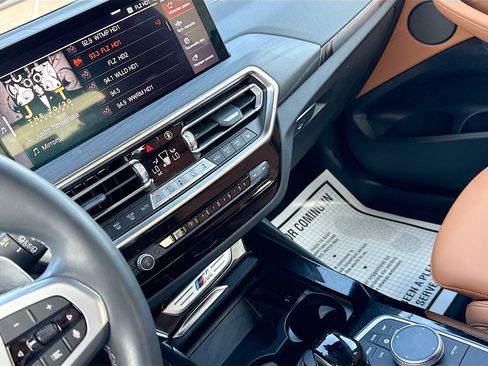 Used 2022 BMW X3 M40i w/ Premium Package image 28