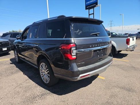 Used 2023 Ford Expedition Limited AWD/4WD image 6