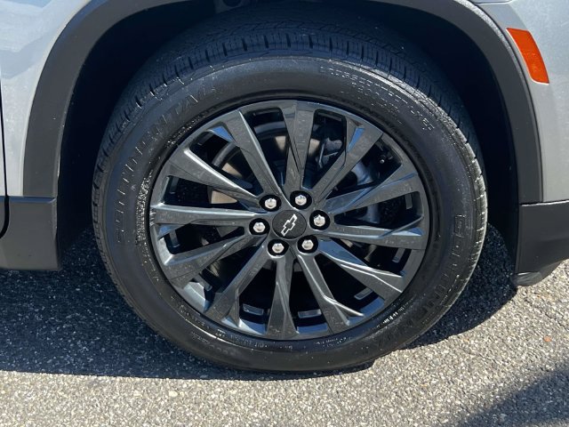 Used 2023 Chevrolet Traverse RS AWD/4WD image 7