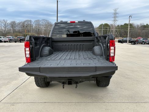 Used 2022 Ford F250 Lariat w/ Tremor Off-Road Package image 33
