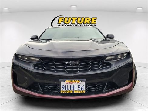 Used 2019 Chevrolet Camaro LT image 2