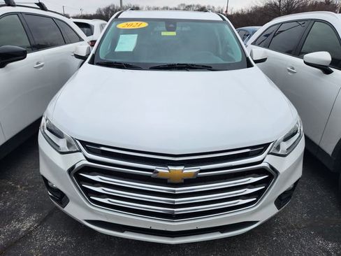 Used 2021 Chevrolet Traverse High Country image 2
