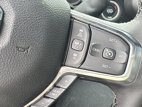 New 2026 RAM 5500 4x4 Crew Cab w/ Laramie Trim Package image 21