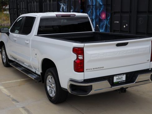 Used 2024 Chevrolet Silverado 1500 LT w/ Protection Package RWD image 8