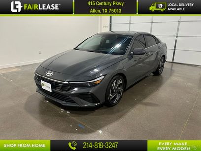 Used 2025 Hyundai Elantra Limited