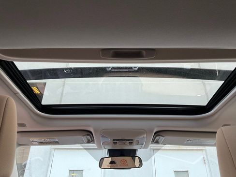 New 2025 Toyota RAV4 XLE image 18