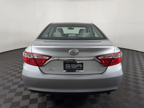 Used 2017 Toyota Camry LE FWD image 8