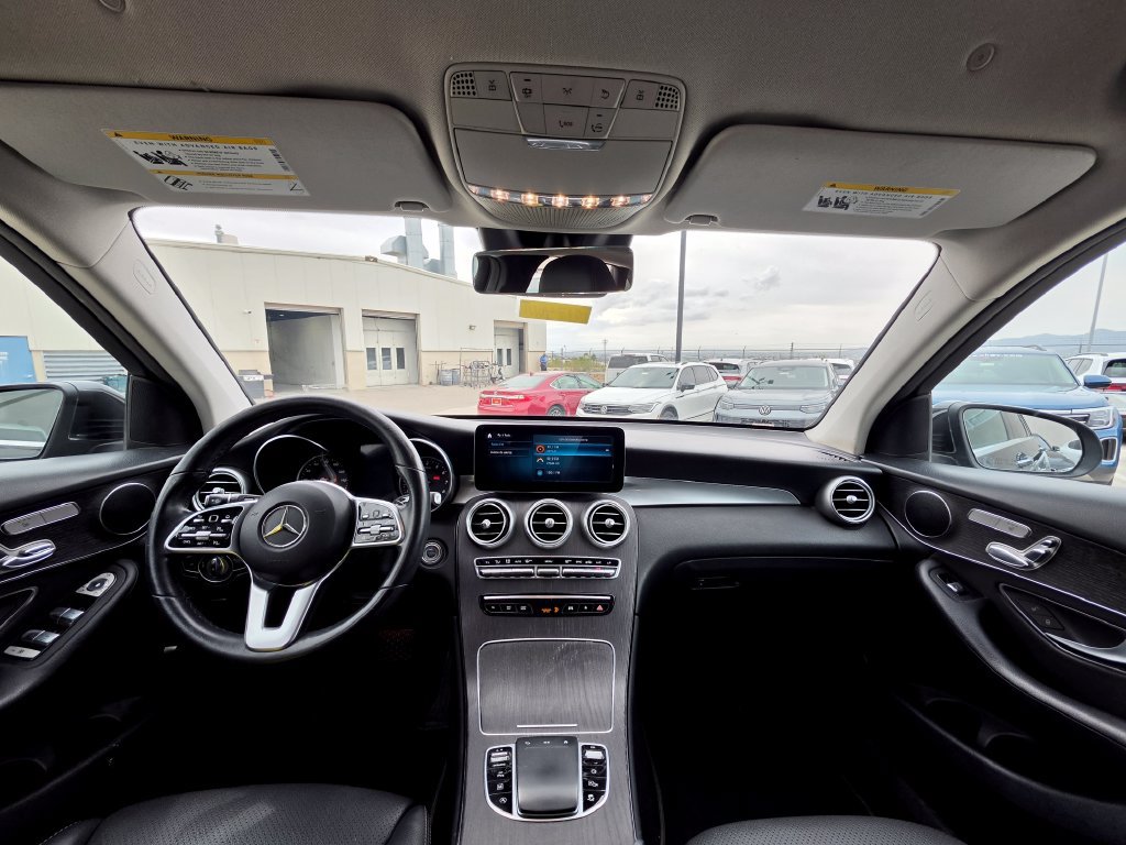 Used 2022 Mercedes-Benz GLC 300 image 18