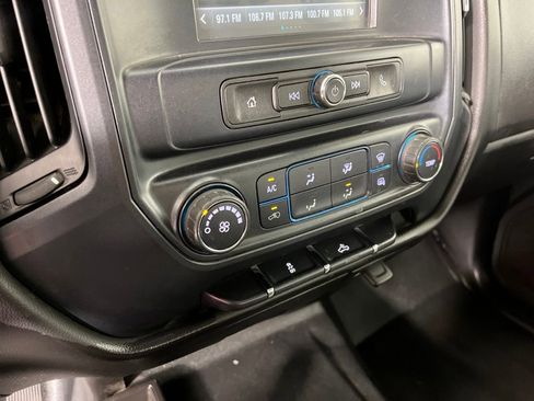 Used 2018 Chevrolet Silverado 2500 W/T w/ WT Convenience Package AWD/4WD image 24