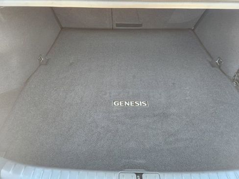 Used 2025 Genesis G70 3.3T Advanced RWD image 33