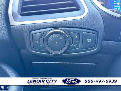 Certified 2019 Ford Edge SEL w/ Equipment Group 201A image 19
