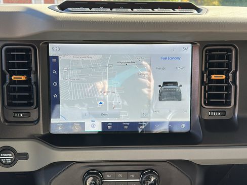 Used 2021 Ford Bronco Badlands image 19