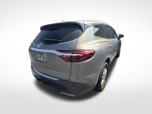 Used 2018 Buick Enclave Essence w/ Trailering Package FWD image 7