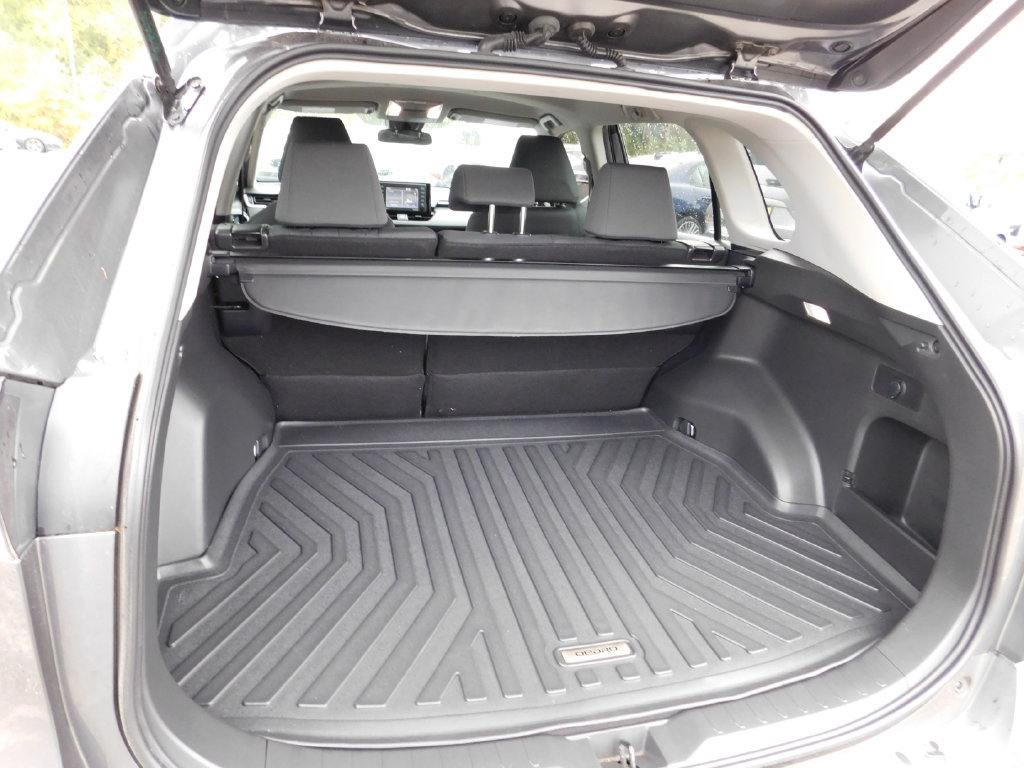 Used 2022 Toyota RAV4 XLE AWD/4WD image 12