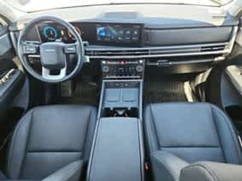 Used 2025 Hyundai Santa Fe SEL AWD/4WD image 20