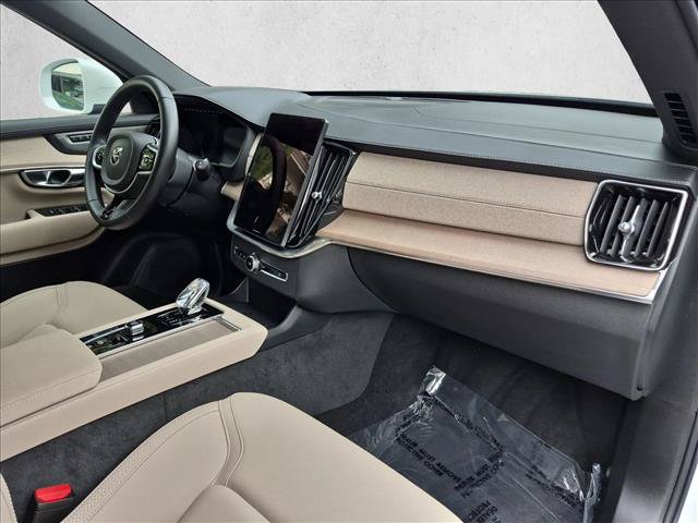 Certified 2026 Volvo XC90 B6 Plus w/ Protection Package Premier AWD/4WD image 24