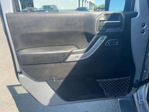 Used 2014 Jeep Wrangler Sahara w/ Dual Top Group AWD/4WD image 13