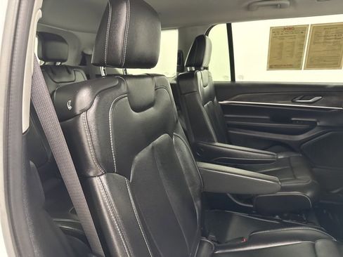 Certified 2023 Jeep Grand Cherokee L Limited image 14