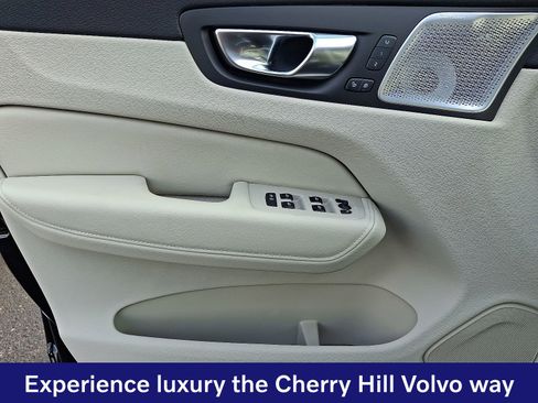 New 2026 Volvo XC60 B5 Ultra w/ Protection Package Premier AWD/4WD image 9