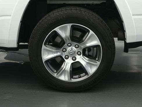 Used 2021 RAM 1500 Laramie RWD image 22