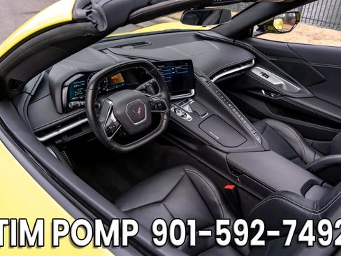 Used 2023 Chevrolet Corvette Stingray Coupe w/ Z51 Performance Package image 16