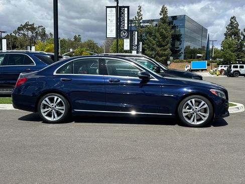 Used 2018 Mercedes-Benz C 300 Sedan image 2