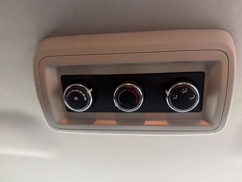 Used 2016 Dodge Journey SE w/ Flexible Seating Group FWD image 35