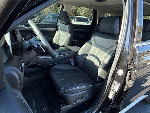 Certified 2024 Hyundai Palisade SEL w/ Premium Package FWD image 28