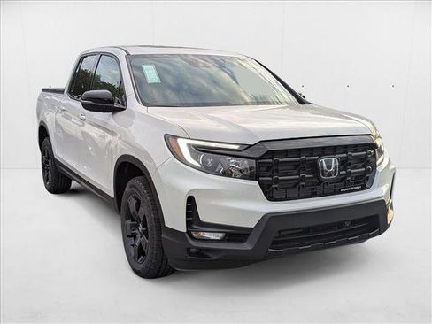 New 2025 Honda Ridgeline Black Edition image 6