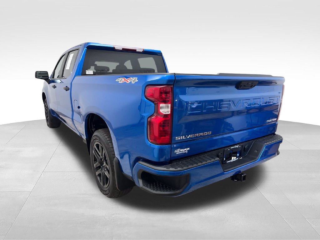 Used 2024 Chevrolet Silverado 1500 Custom AWD/4WD image 3