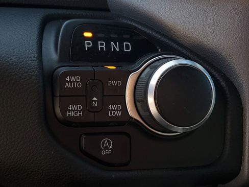 Used 2023 RAM 1500 Big Horn image 13