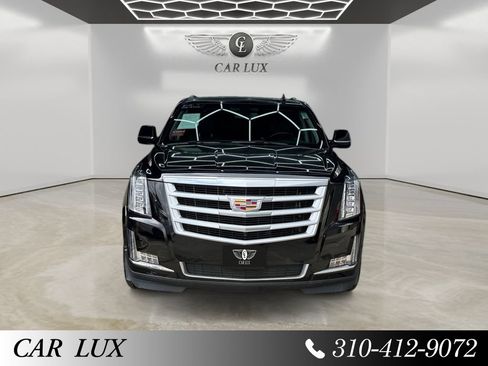 Used 2018 Cadillac Escalade ESV 4WD image 8