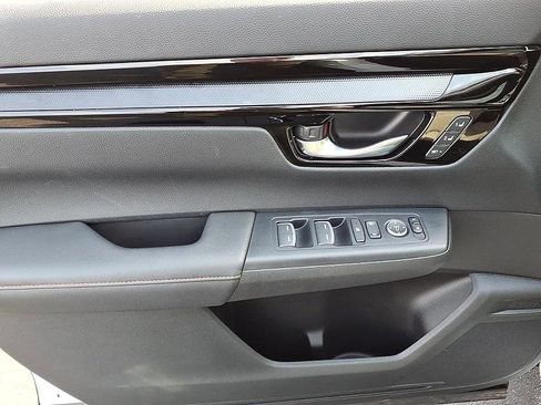 Used 2024 Honda CR-V Sport Touring image 11