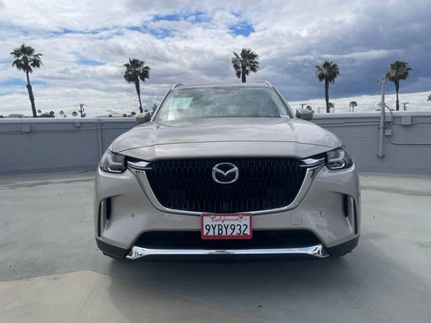 Certified 2024 MAZDA CX-90 Plug-In Hybrid w/ Premium Plus AWD/4WD image 6