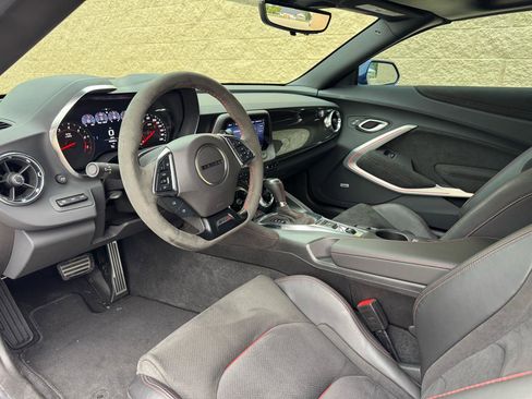 Used 2023 Chevrolet Camaro ZL1 RWD image 10